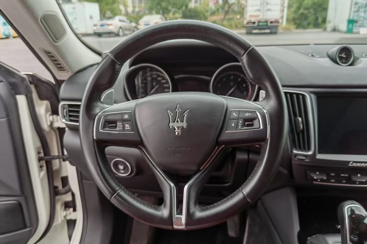 玛莎拉蒂 Levante 2016款 3.0T 标准型局部细节13