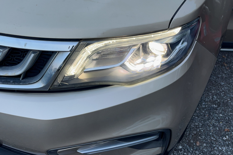 吉利汽车 博越 2018款 1.8TD 自动两驱智联型4G互联版局部细节36