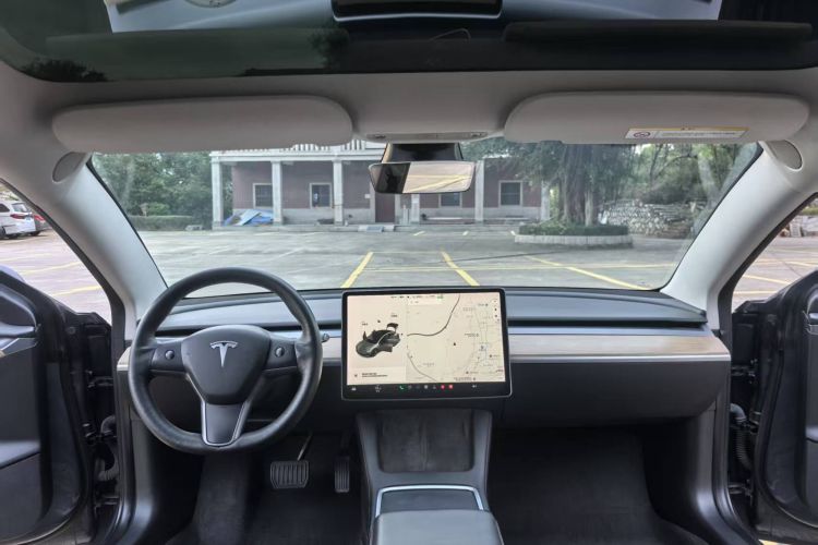 特斯拉 Model 3 2021款 标准续航后驱升级版中控内饰7008