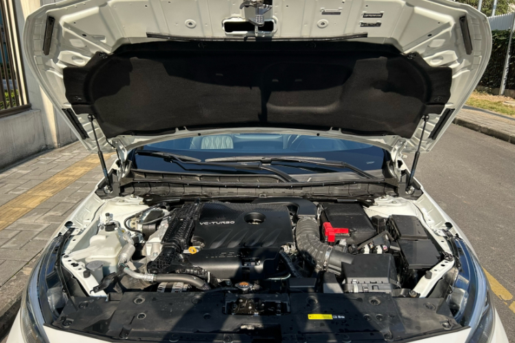 日产 天籁 2022款 2.0T XL 进享版中控内饰7014