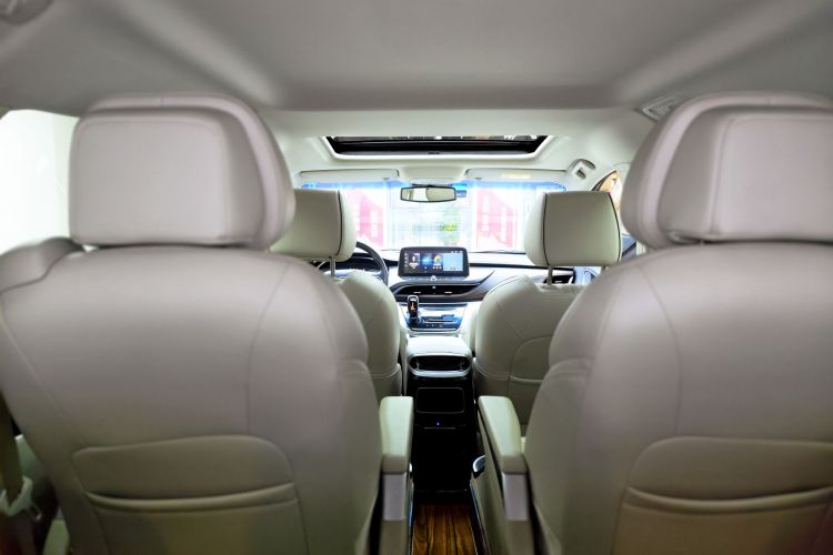 别克GL8 2022款 陆上公务舱 652T 豪华型中控内饰7001