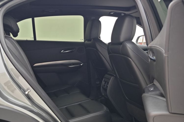 凯迪拉克XT4 2018款 28T 两驱领先型中控内饰7005