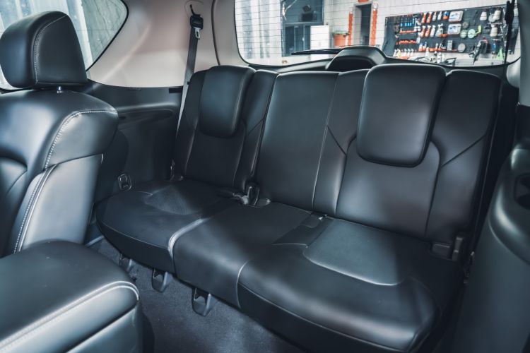 英菲尼迪QX80 2016款 5.6L 4WD中控内饰7006