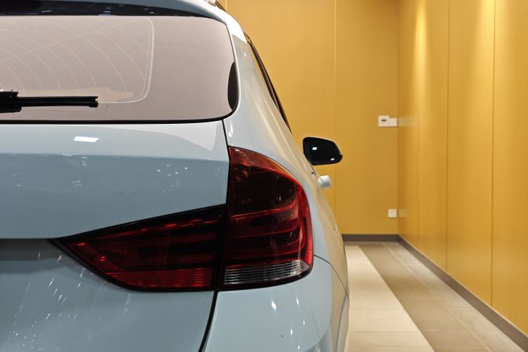 宝马X1 2013款 sDrive18i 时尚型车身外观6005