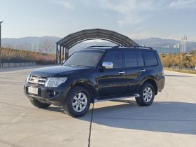 三菱 帕杰罗(进口) 2014款 3.0L 精英版