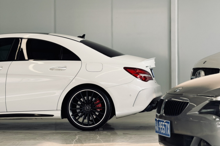 奔驰CLA AMG 2017款 改款 AMG CLA 45 4MATIC车身外观6006