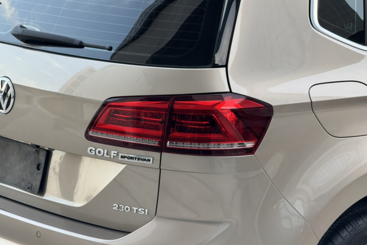 大众 高尔夫·嘉旅 2016款 230TSI 手动进取型车身外观6004