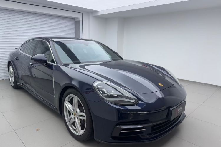 保时捷 2017款 Panamera 4 行政加长版 3.0T车身外观6002