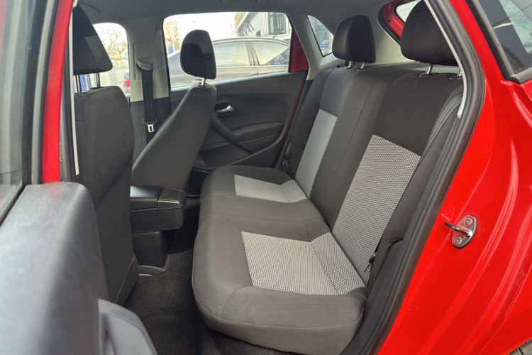 大众 Polo 2011款 1.4L 手动致乐版车身外观6008