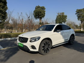奔驰GLC轿跑 2018款 GLC 260 4MATIC 轿跑SUV