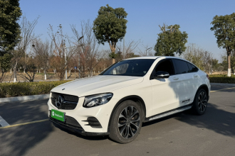 奔驰GLC轿跑 2018款 GLC 260 4MATIC 轿跑SUV