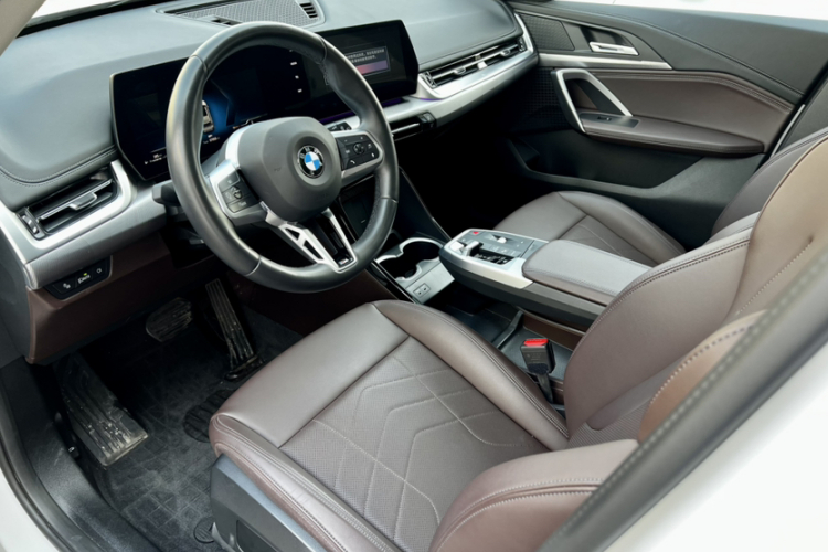 宝马X1 2023款 sDrive25Li M运动套装中控内饰7008