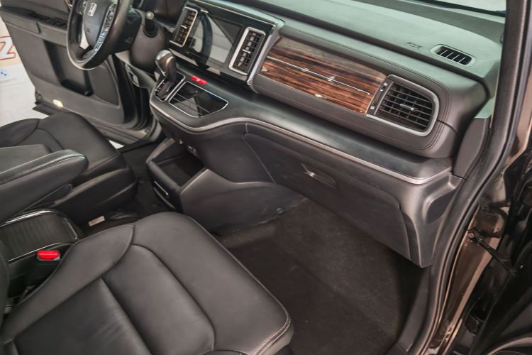 本田 艾力绅 2016款 2.4L 豪华版中控内饰7005