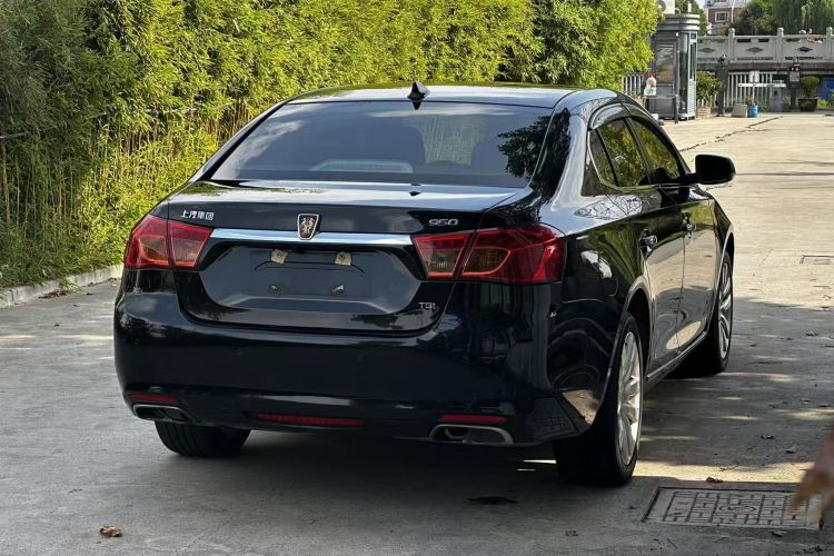 荣威950 2015款 1.8T 豪华版车身外观6007