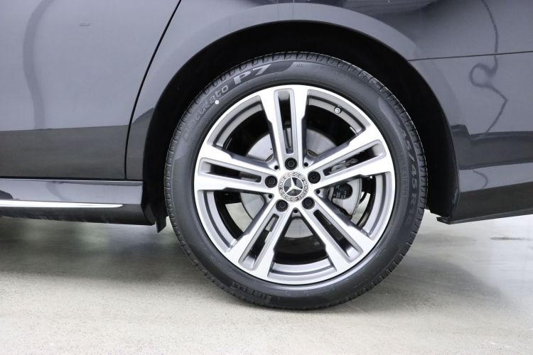 奔驰E级 2023款 E 260 L 运动型 4MATIC车身外观6008