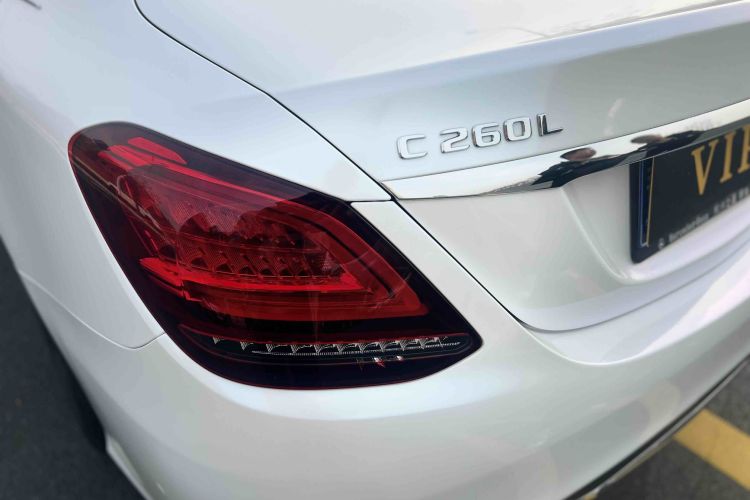 奔驰C级 2021款 C 260 L 运动版车身外观6007