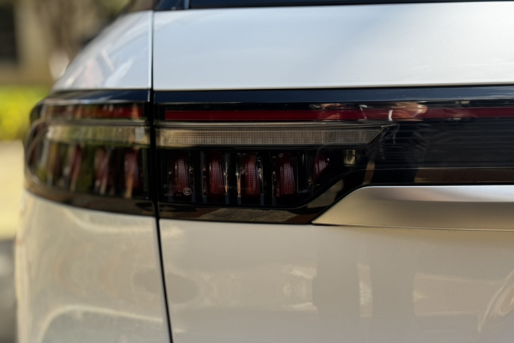 奇瑞 瑞虎9 2023款 改款 2.0T 自动两驱豪华版 5座车身外观6007