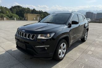 Jeep 指南者 2019款 220T 自动悦享版