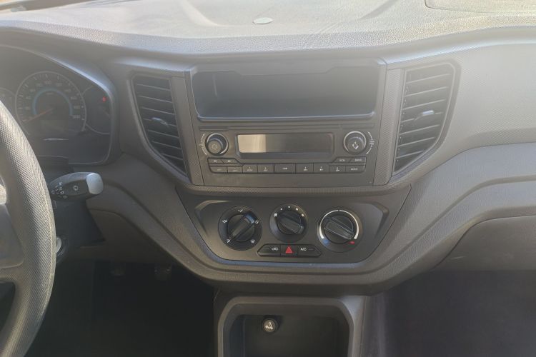 五菱汽车 五菱宏光V 2019款 1.5L标准型L2B局部细节16