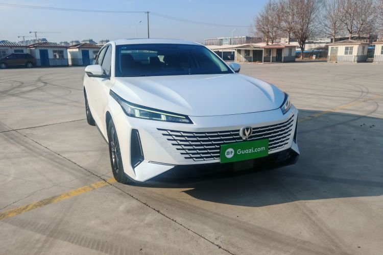 长安 逸达 2023款 蓝鲸NE 1.5T GDI DCT尊享型车身外观6002