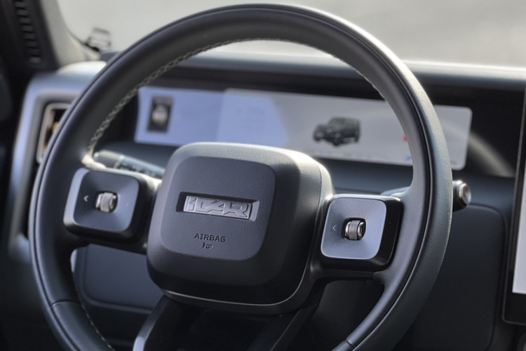 奇瑞iCAR V23 2025款 401两驱进阶版中控内饰7003