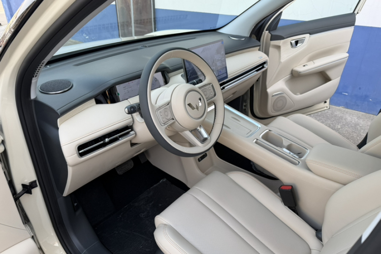 五菱汽车 缤果S 2025款 325km 尊享款中控内饰7003