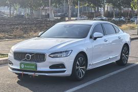 沃尔沃S90 2021款 B5 智逸豪华版
