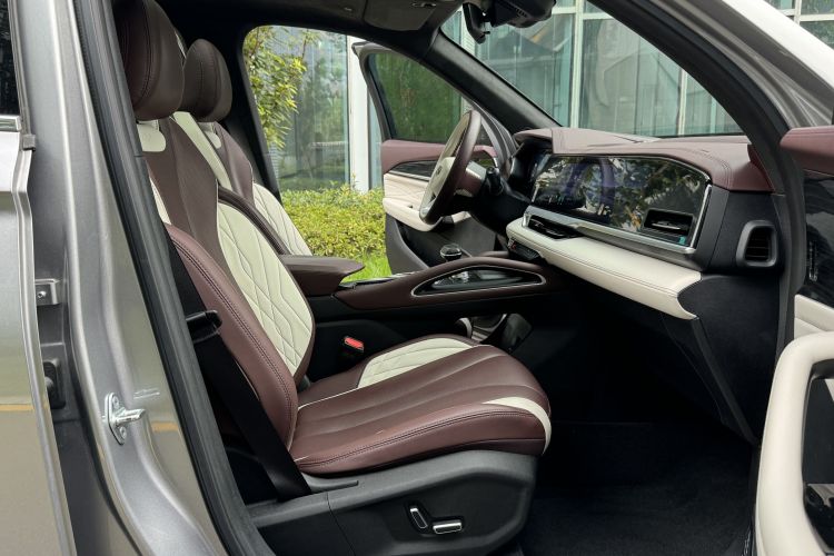 吉利汽车 星越L 2021款 2.0TD DCT EVO两驱尊贵型局部细节41