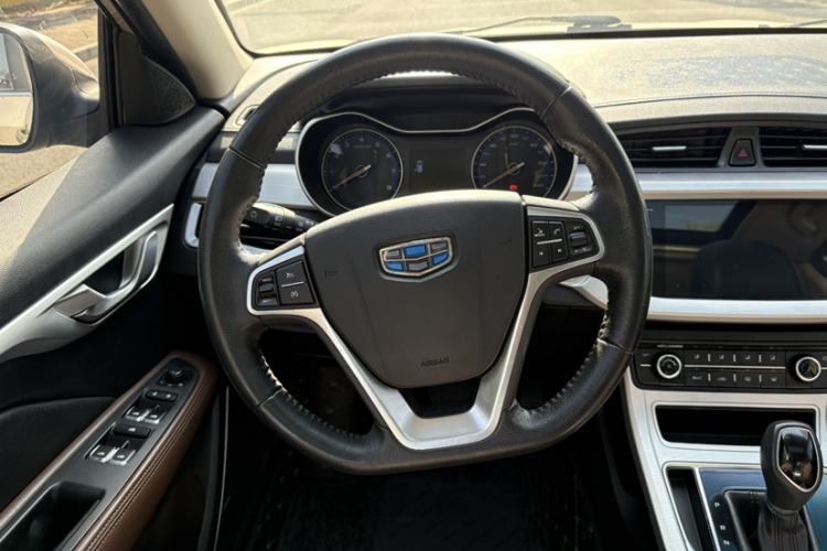 吉利汽车 远景 2018款 1.5L 自动幸福版局部细节13