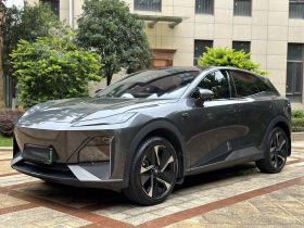 深蓝汽车 深蓝S07 2023款 S7i 200Max增程版