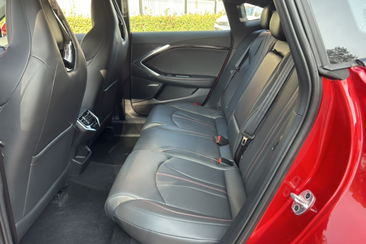 名爵 MG7 2023款 2.0T 自动Trophy+激擎耀世版中控内饰7006