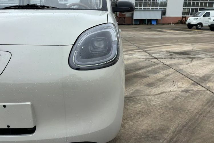 五菱汽车 宏光MINIEV 2025款 四门版 进阶款车身外观6002