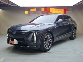 凯迪拉克 IQ锐歌 2022款 四驱高性能尊贵版