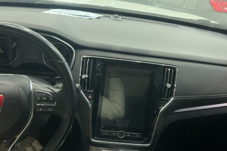 荣威RX5 2020款 20T 自动4G互联超越版中控内饰7006