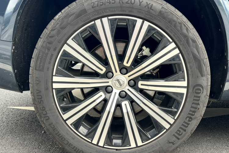 沃尔沃XC90 2021款 B5 智行豪华版 7座中控内饰7005