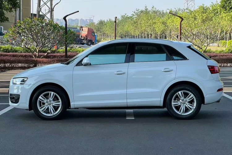 奥迪Q3 2015款 30 TFSI 舒适型车身外观6002