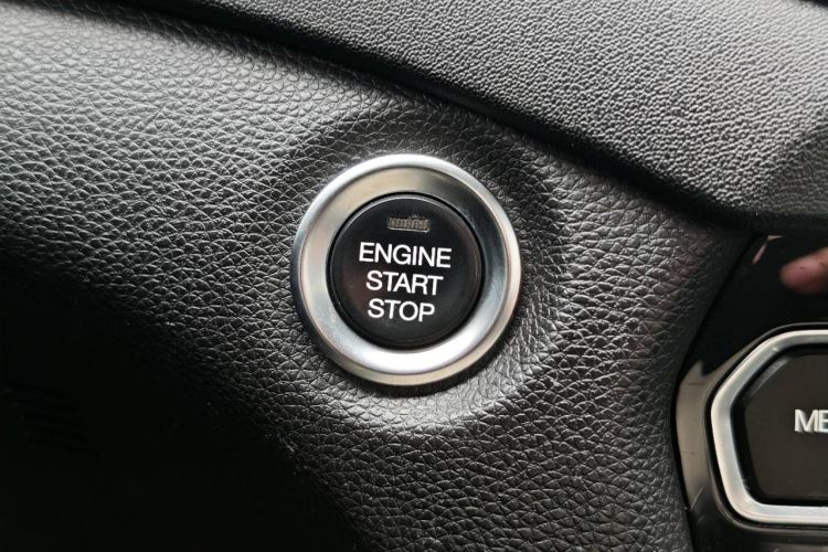 广汽传祺 传祺GS7 2017款 320T 两驱豪华智联型局部细节9002