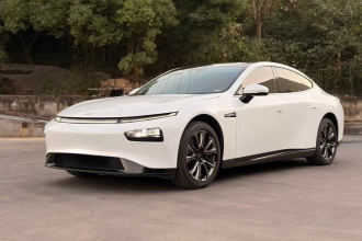 小鹏P7 2020款 586N