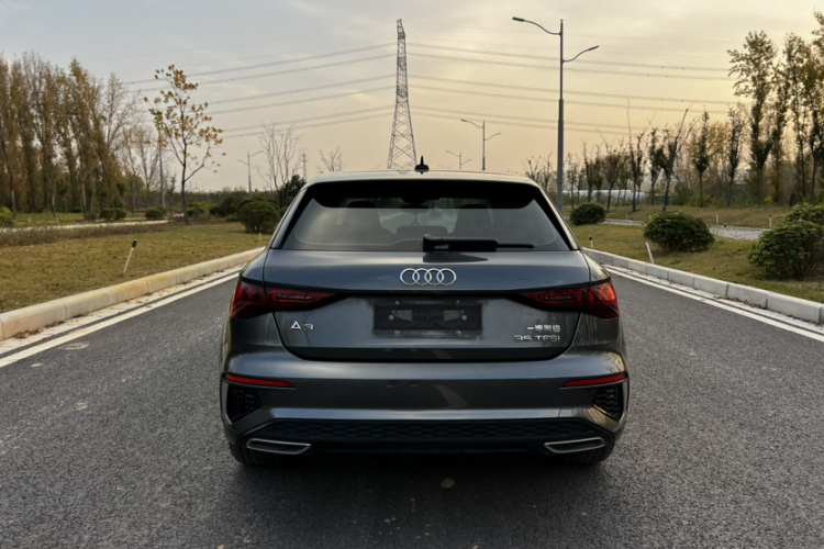 奥迪A3 2021款 Sportback 35 TFSI 豪华运动型车身外观6004