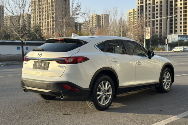 马自达CX-4 2018款 2.0L 自动两驱蓝天探索版 国V车身外观6010