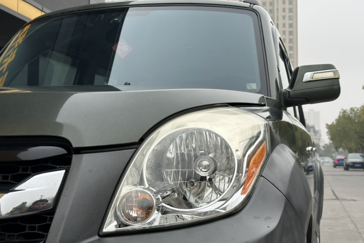 长城M2 2014款 1.5L 手动都市版车身外观6007