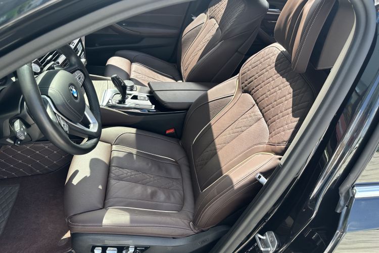 宝马5系 2020款 530Li 尊享型 豪华套装局部细节19