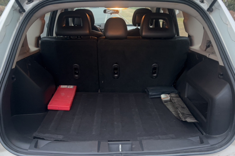 Jeep 指南者(进口) 2014款 2.0L 两驱运动版中控内饰7008