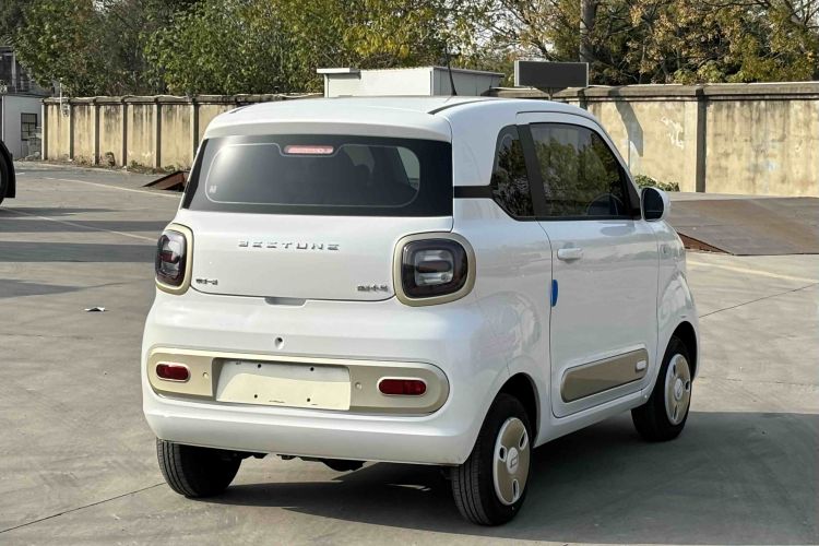 奔腾小马 2025款 222km 灵动马局部细节23