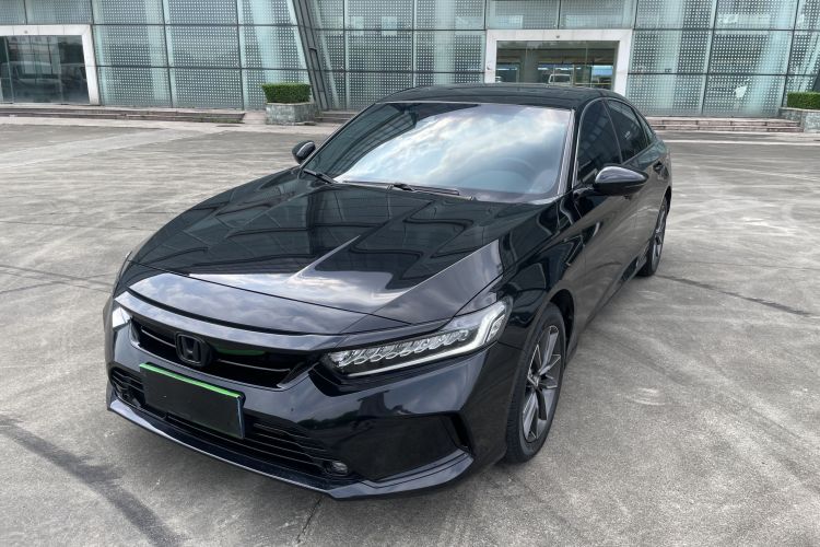 本田 英仕派 2022款 260TURBO 精致版车身外观1