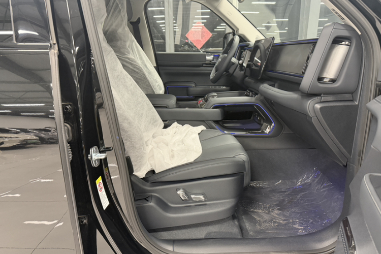 方程豹 豹5 2025款 天神智驾Ultra版中控内饰7005