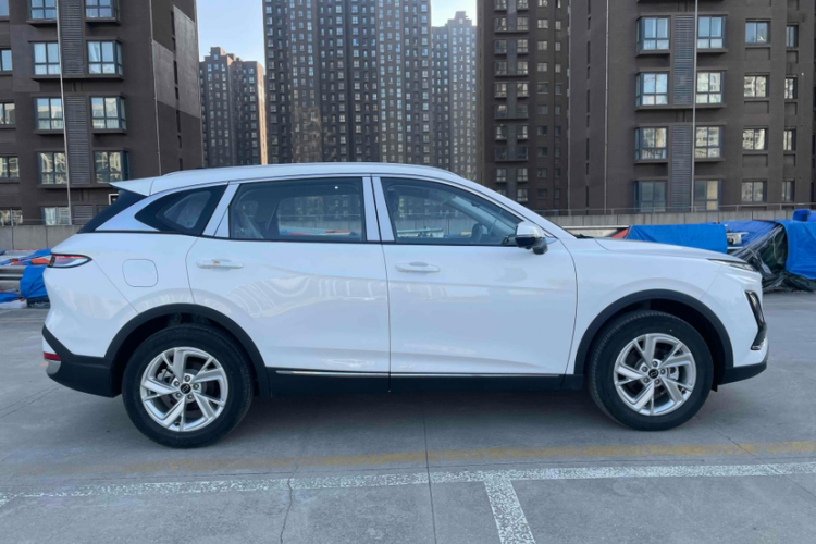 奔腾T90 2023款 1.5T DCT 自动豪华型车身外观6004