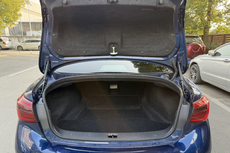 英菲尼迪Q50L 2022款 2.0T 进享版车身外观6003