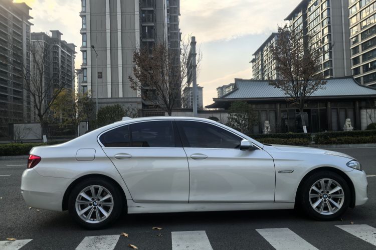 宝马5系(进口) 2015款 520i 典雅型车身外观6006