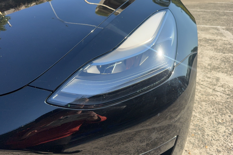 特斯拉 Model 3 2021款 标准续航后驱升级版 3D6局部细节36